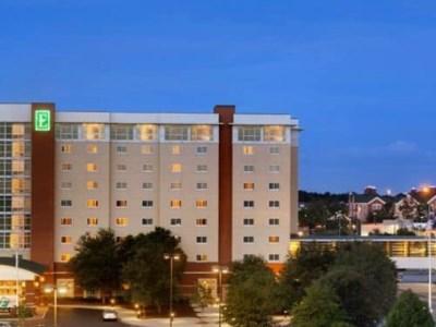 Hotel Embassy Airport Convention North Charleston